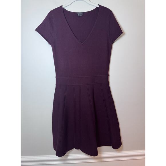THEORY Anderz Evian Stretch Wool Blend Dark Ruby Short Sleeve Knit Dress Medium - Picture 1 of 12